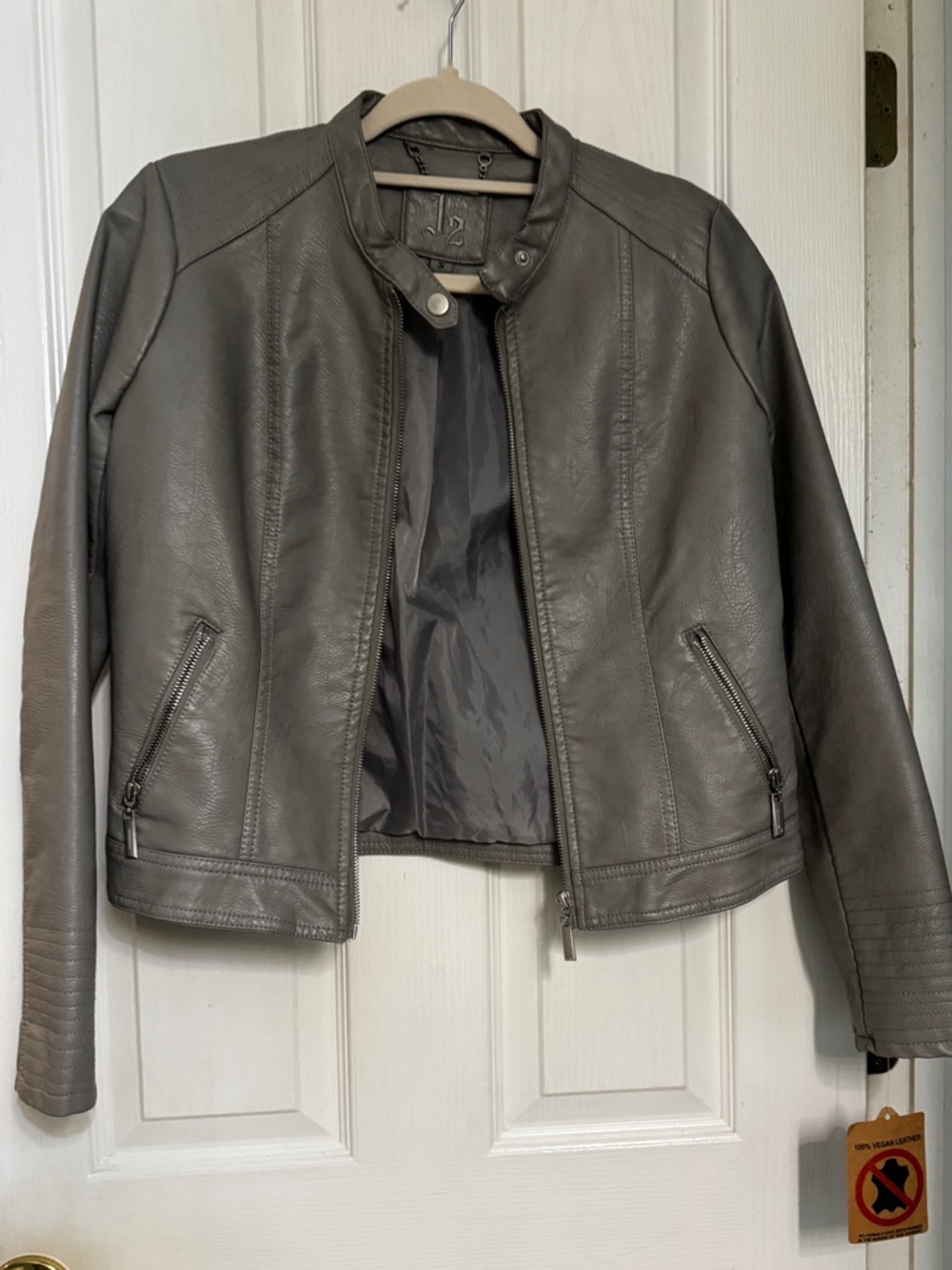 Women’s Gray Leather Biker Jacket - Sleek Zip Front